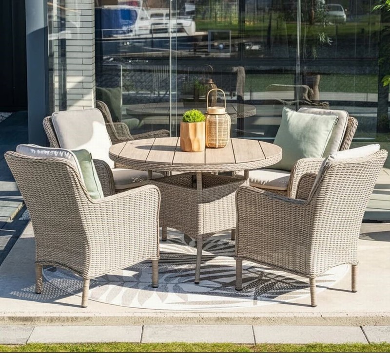 The Sussex 4 Seat Dining Set